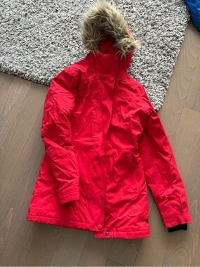 Women's Woods Red Hooded Ski Jacket with Faux Fur Trim